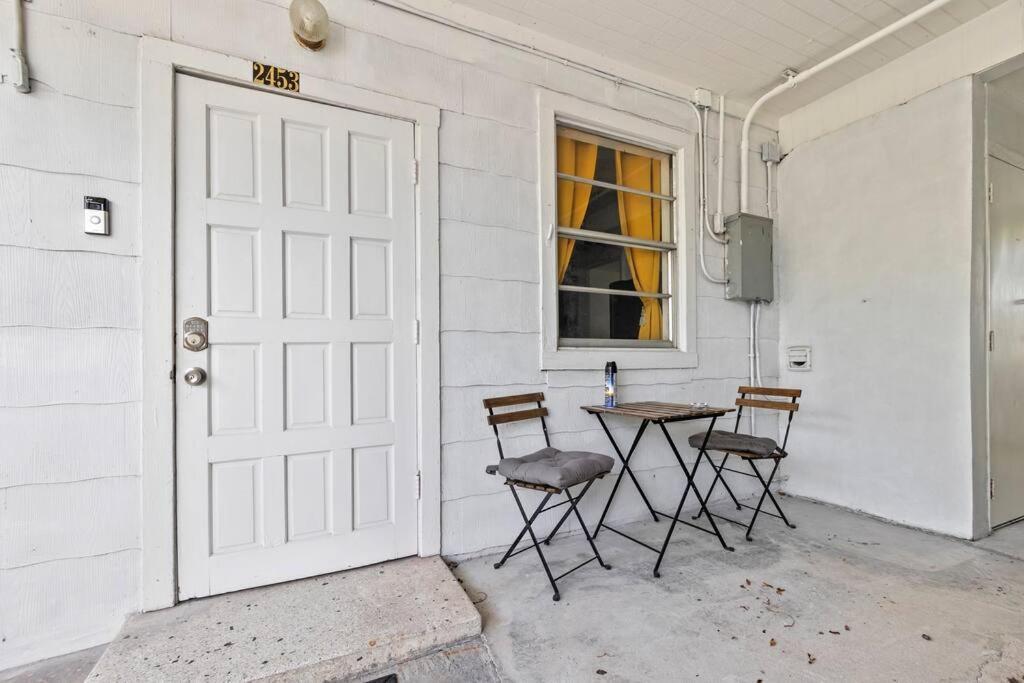 Intimate Casita Mia Minutes Away From Airport, Calle 8, Brickell, Coral Gables, The Beach And More! Miami Extérieur photo